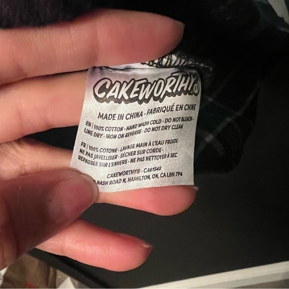 Warners bros long sleeve shirts Size: S color : black/ green - Picture 10 of 10